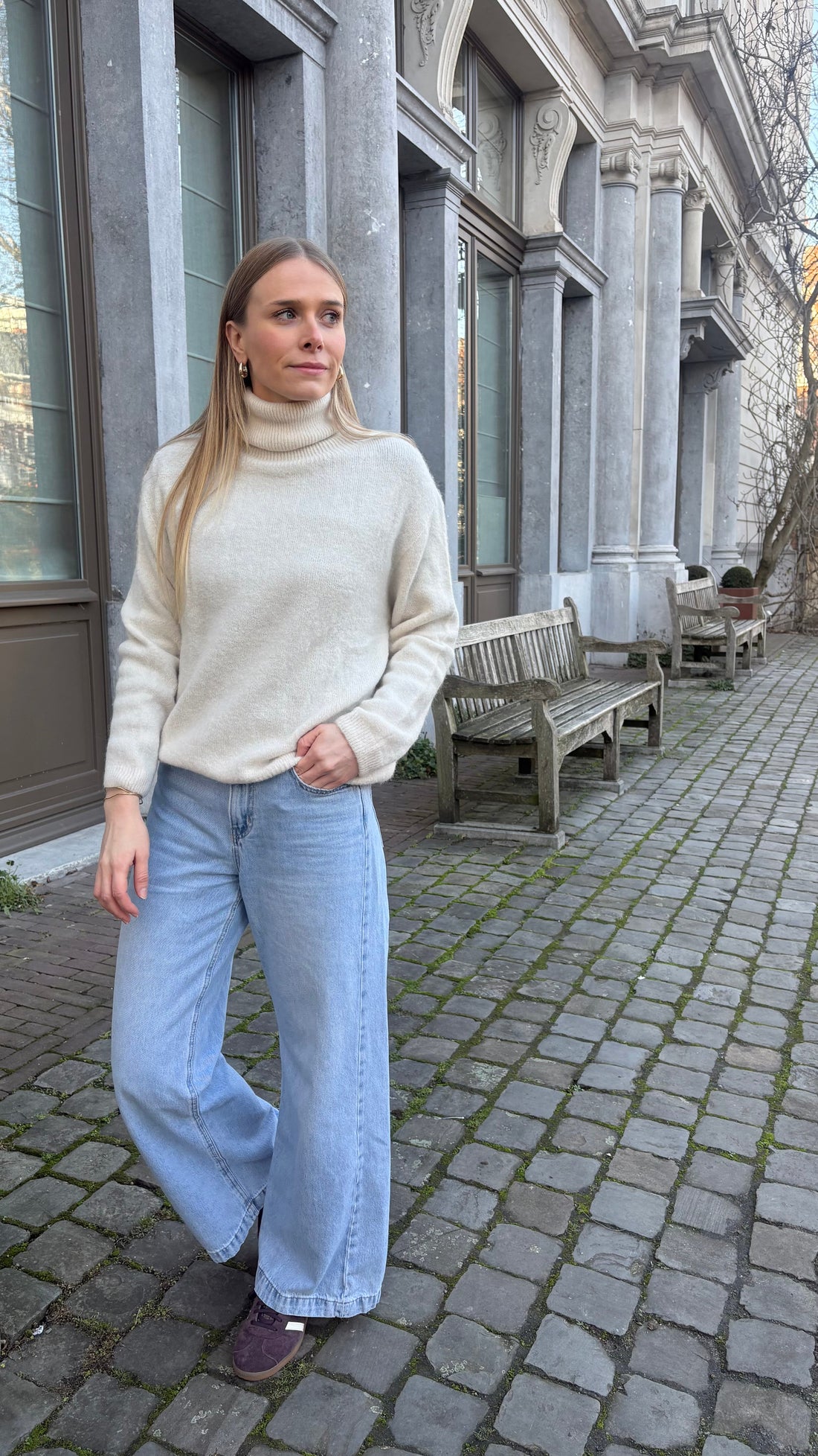Zoe Longsleeve